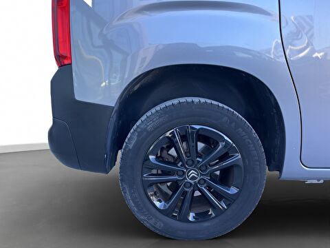 citroen, berlingo, 1.5 bluehdı shine	s&s eat8, otomatik, dizel 2.el otomobil | renew 8