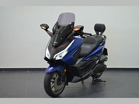 Scooter / Maxi Scooter, 2. el otomobil | renew