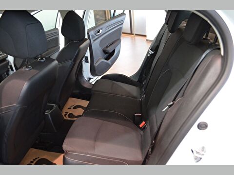 renault, megane, sedan 1.3 tce joy, manuel, benzin 2.el otomobil | renew 20