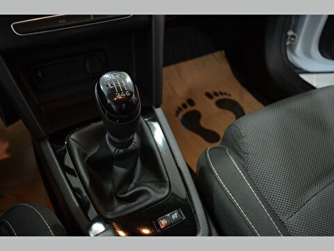 renault, megane, sedan 1.3 tce joy, manuel, benzin 2.el otomobil | renew 21