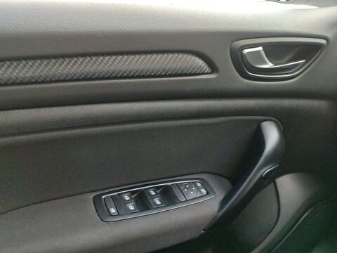 renault, megane, sedan 1.3 tce joy edc, otomatik, benzin 2.el otomobil | renew 17