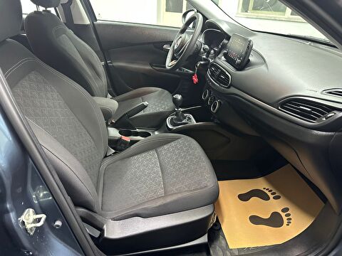 fiat, egea, cross 1.4 fire urban gsr traction+, manuel, benzin 2.el otomobil | renew 18