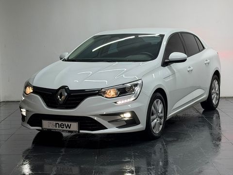 Sedan 1.3 TCe Touch EDC, 2. el otomobil | renew
