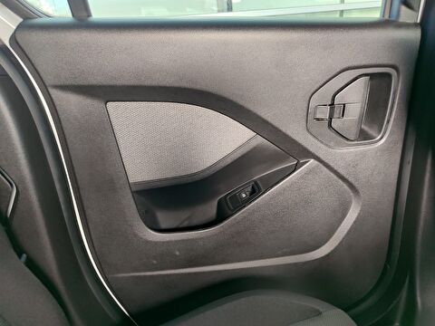 renault, kangoo multix, combi 1.3 tce ıconic edc, otomatik, benzin 2.el otomobil | renew 13