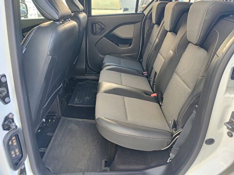 renault, kangoo multix, combi 1.3 tce ıconic edc, otomatik, benzin 2.el otomobil | renew 12