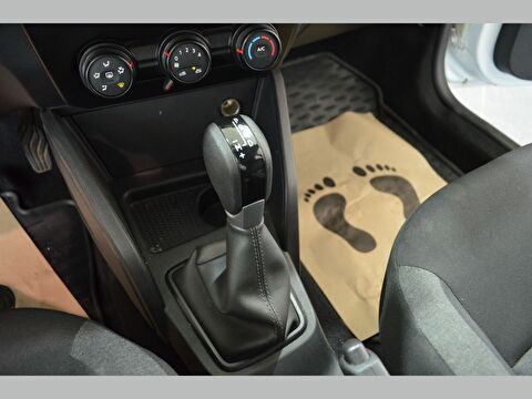 dacia, duster, 1.3 turbo essential edc 4x2, otomatik, benzin 2.el otomobil | renew 29