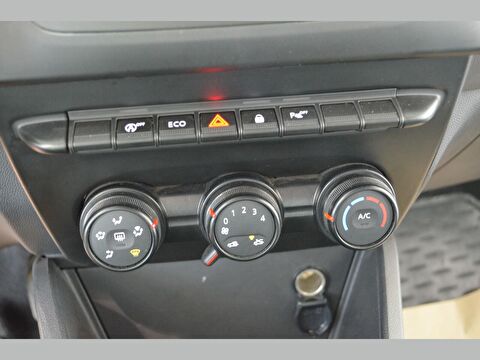 dacia, duster, 1.3 turbo essential edc 4x2, otomatik, benzin 2.el otomobil | renew 30