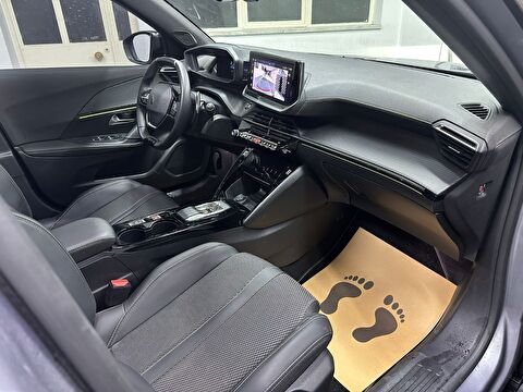 peugeot, 2008, crossover 1.2 puretech gt eat8, otomatik, benzin 2.el otomobil | renew 10