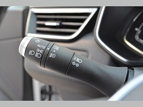 renault, clio, hatchback 1.0 tce ıcon, manuel, benzin 2.el otomobil | renew 16