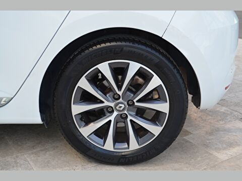 renault, clio, hatchback 1.0 tce ıcon, manuel, benzin 2.el otomobil | renew 18