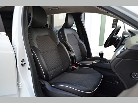 renault, clio, hatchback 1.0 tce ıcon, manuel, benzin 2.el otomobil | renew 13