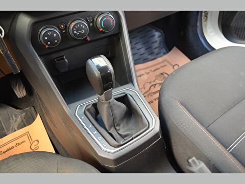 dacia, sandero, hatchback 1.0 tce stepway essential cvt, otomatik, benzin 2.el otomobil | renew 24