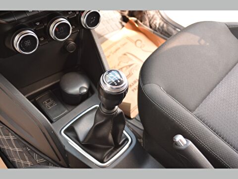 dacia, duster, suv 1.6 sce eco-g prestige, manuel, benzin + lpg 2.el otomobil | renew 24