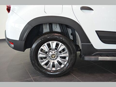 dacia, duster, suv 1.0 tce essential, manuel, benzin 2.el otomobil | renew 17