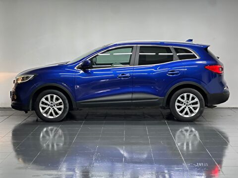 renault, kadjar, suv 1.3 tce touch roof edc, otomatik, benzin 2.el otomobil | renew 3