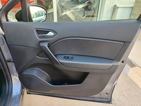 renault, captur, crossover 1.3 tce mhev touch plus edc, otomatik, mhev 2.el otomobil | renew 18