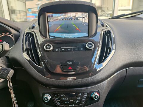 ford, tourneo courier, kombi 1.0 ecoboost titanium plus, manuel, benzin 2.el otomobil | renew 22