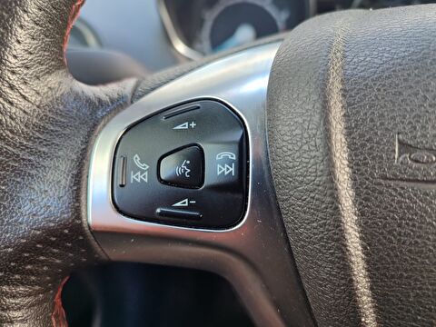 ford, tourneo courier, kombi 1.0 ecoboost titanium plus, manuel, benzin 2.el otomobil | renew 19