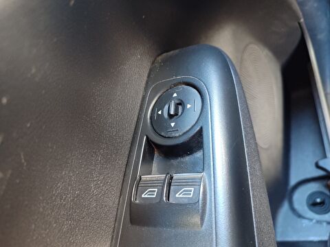 ford, tourneo courier, kombi 1.0 ecoboost titanium plus, manuel, benzin 2.el otomobil | renew 25