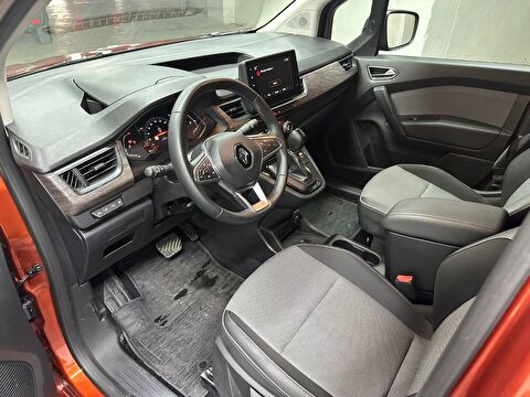 renault, kangoo multix, combi 1.3 tce ıconic edc, otomatik, benzin 2.el otomobil | renew 13