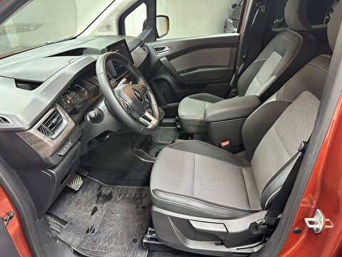 renault, kangoo multix, combi 1.3 tce ıconic edc, otomatik, benzin 2.el otomobil | renew 14