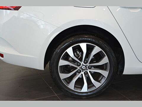 renault, megane, sedan 1.3 tce ıcon edc, otomatik, benzin 2.el otomobil | renew 13