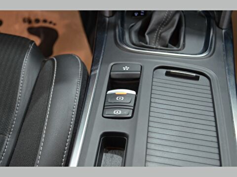 renault, megane, sedan 1.3 tce ıcon edc, otomatik, benzin 2.el otomobil | renew 32