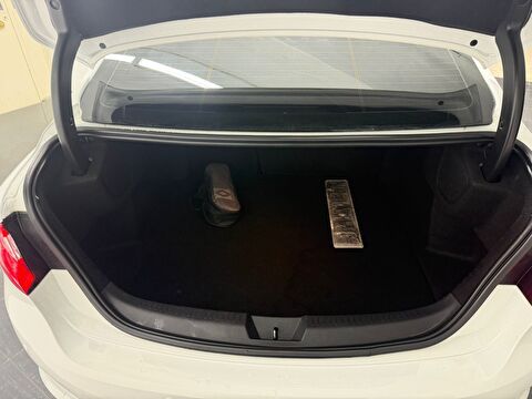 renault, megane, sedan 1.3 tce joy edc, otomatik, benzin 2.el otomobil | renew 10