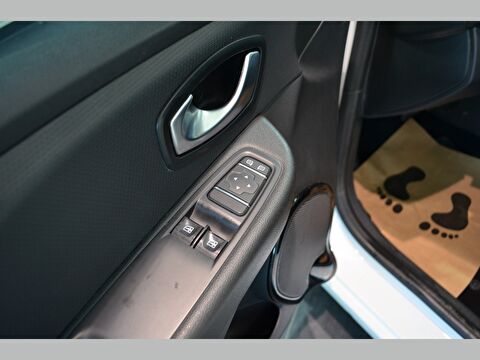 renault, clio, hatchback 1.5 dcı touch edc, otomatik, dizel 2.el otomobil | renew 21