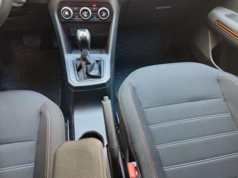 dacia, sandero, hatchback 1.0 tce stepway expression cvt, otomatik, benzin 2.el otomobil | renew 25