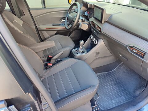 dacia, sandero, hatchback 1.0 tce stepway expression cvt, otomatik, benzin 2.el otomobil | renew 17