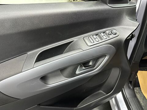 fiat, doblo, combi 1.5 bluehdı premio otomatik, otomatik, dizel 2.el otomobil | renew 17