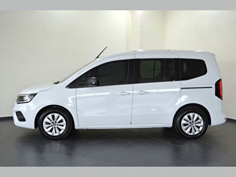 renault, kangoo multix, 1.5 bluedci techno, manuel, dizel 2.el otomobil | renew 8