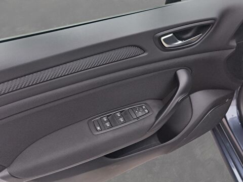 renault, megane, sedan 1.3 tce touch edc, otomatik, benzin 2.el otomobil | renew 12