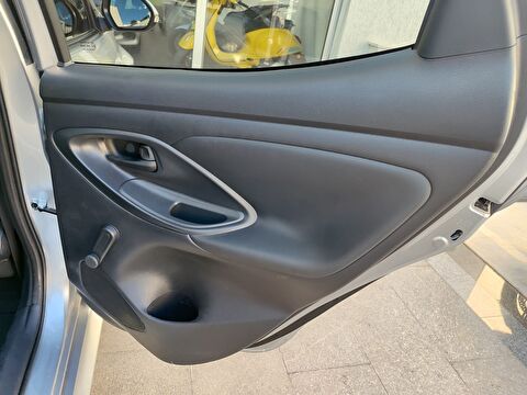 toyota, yaris, hatchback 1.0 doch vvt-i vision, manuel, benzin 2.el otomobil | renew 16