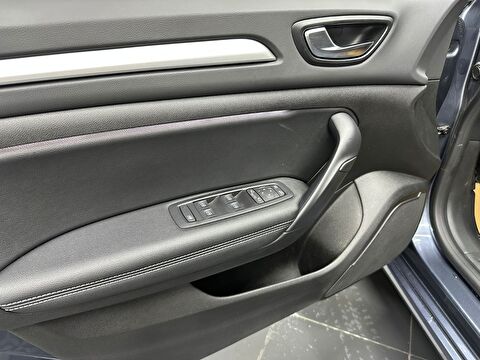 renault, megane, sedan 1.3 tce ıcon edc, otomatik, benzin 2.el otomobil | renew 18