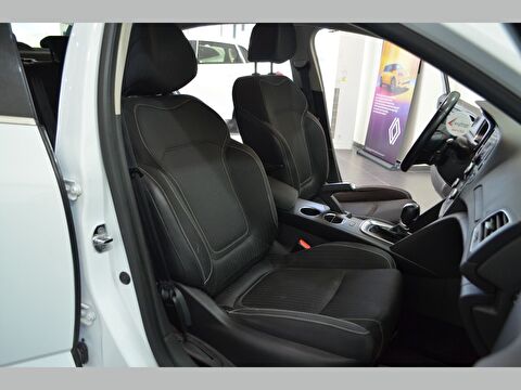 renault, megane, sedan 1.5 bluedci touch edc, otomatik, dizel 2.el otomobil | renew 21