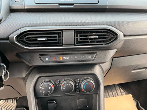 dacia, sandero, hatchback 1.0 tce comfort x-tronic, otomatik, benzin 2.el otomobil | renew 12