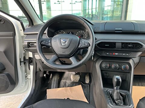 dacia, sandero, hatchback 1.0 tce comfort x-tronic, otomatik, benzin 2.el otomobil | renew 16
