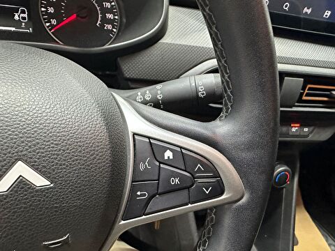 dacia, sandero, hatchback 1.0 tce stepway essential, manuel, benzin 2.el otomobil | renew 23