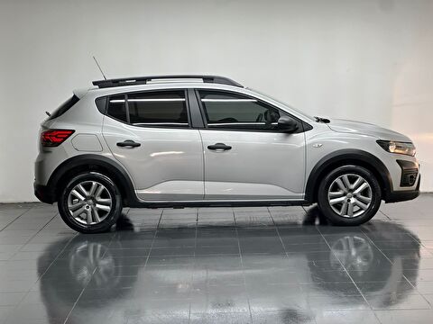 dacia, sandero, hatchback 1.0 tce stepway essential, manuel, benzin 2.el otomobil | renew 7