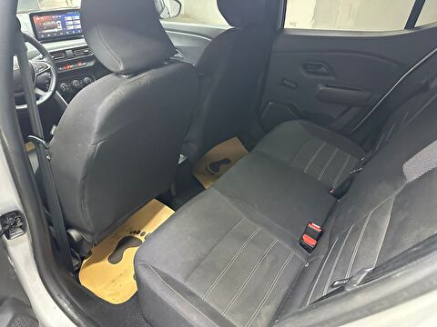 dacia, sandero, hatchback 1.0 tce stepway essential, manuel, benzin 2.el otomobil | renew 15