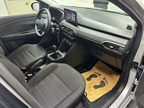 dacia, sandero, hatchback 1.0 tce stepway essential, manuel, benzin 2.el otomobil | renew 10