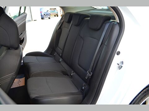 renault, megane, sedan 1.3 tce joy edc, otomatik, benzin 2.el otomobil | renew 11