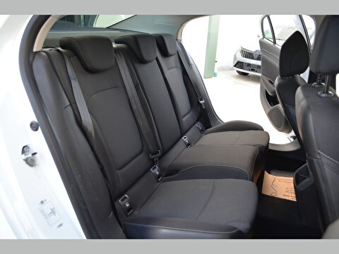 renault, megane, sedan 1.3 tce joy edc, otomatik, benzin 2.el otomobil | renew 13
