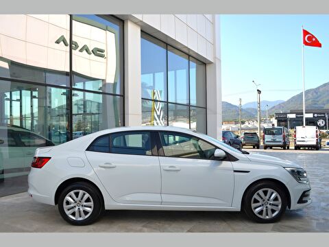 renault, megane, sedan 1.3 tce joy edc, otomatik, benzin 2.el otomobil | renew 5
