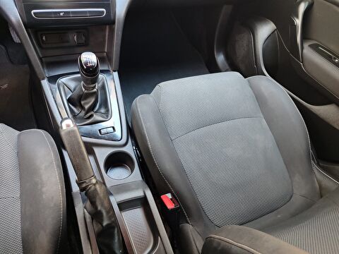 renault, megane, sedan 1.3 tce joy, manuel, benzin 2.el otomobil | renew 14