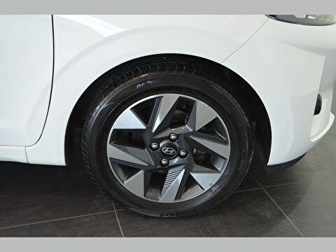 hyundai, i10, 1.2 mpı style+navigasyon, otomatik, benzin 2.el otomobil | renew 18