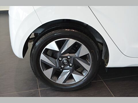 hyundai, i10, 1.2 mpı style+navigasyon, otomatik, benzin 2.el otomobil | renew 17