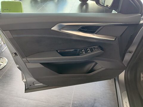 renault, austral, suv 1.2 e-tech techno esprit alpine otomatik, otomatik, hybrid 2.el otomobil | renew 11